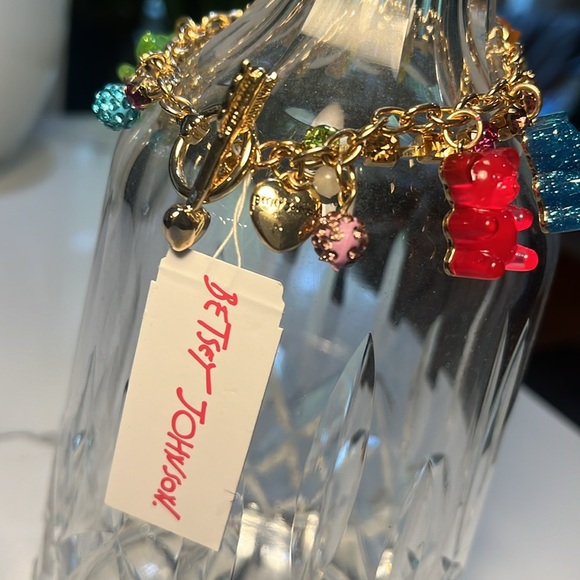 Betsey Johnson Gummy Bear Fireball Bracelet NWT - Picture 8 of 13